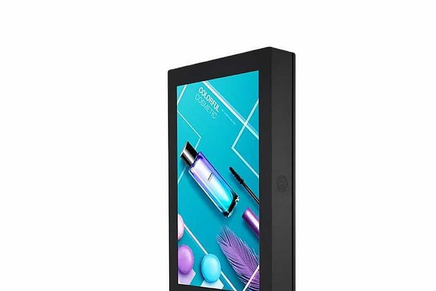durable outdoor digital signage